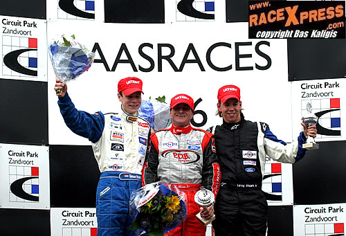 Podium Formule Ford race 1
